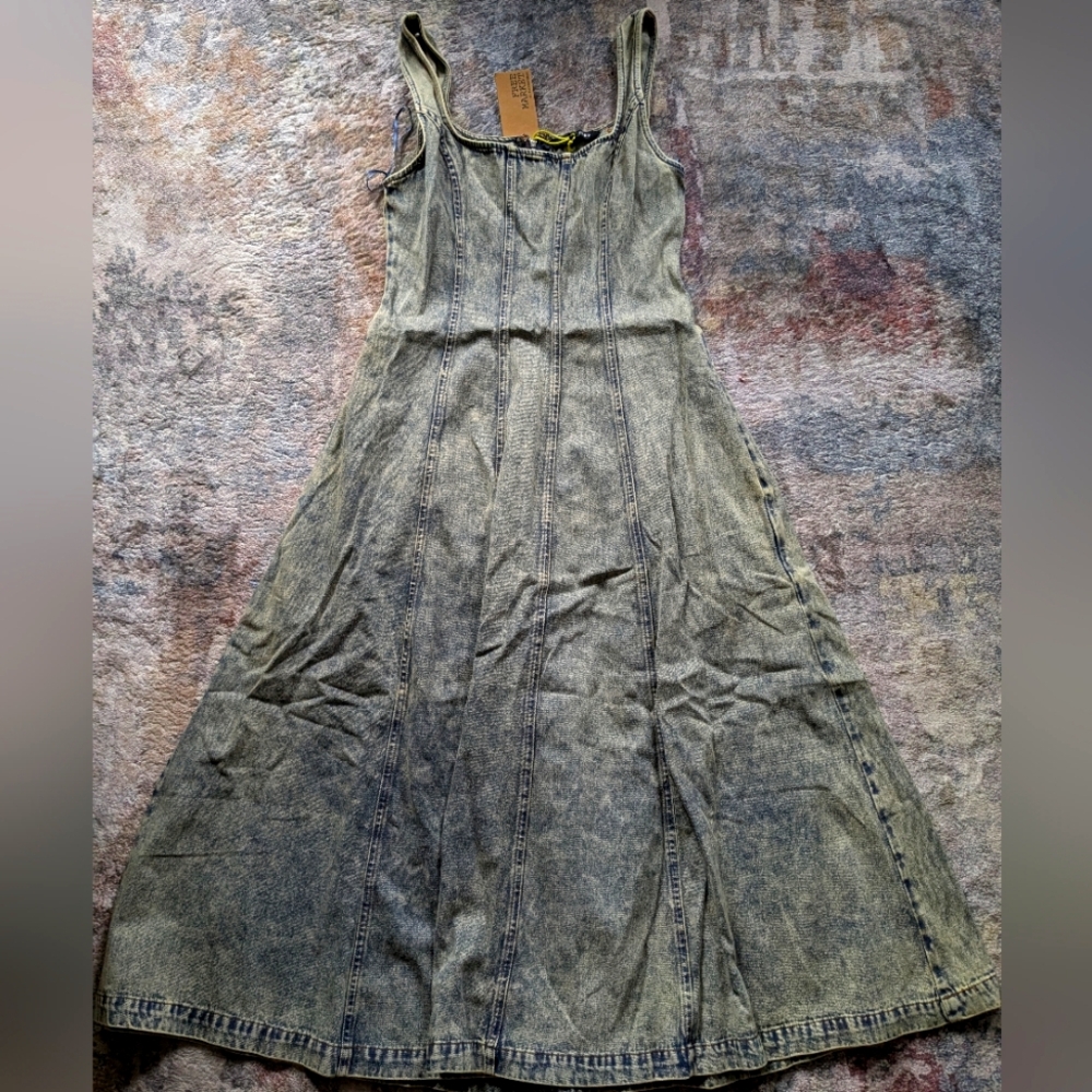 Denim Maxi Dress - Picture 2 of 4
